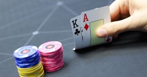 5bet là gì trong Poker? Quy tắc cold five bet & chiến lược hay 7