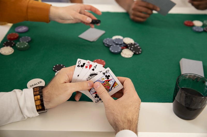3bet là gì? Cách chơi 3bet hiệu quả 7 chiến lược 3bet
